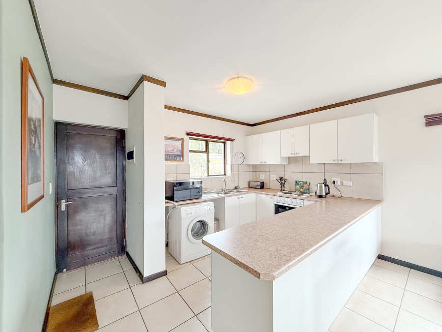 To Let 2 Bedroom Property for Rent in Bowtie Western Cape